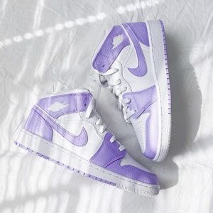 lavender jordan 1s